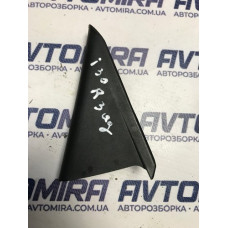 Накладка задней правой двери Hyundai i30 HB 2007-2012 839202L000